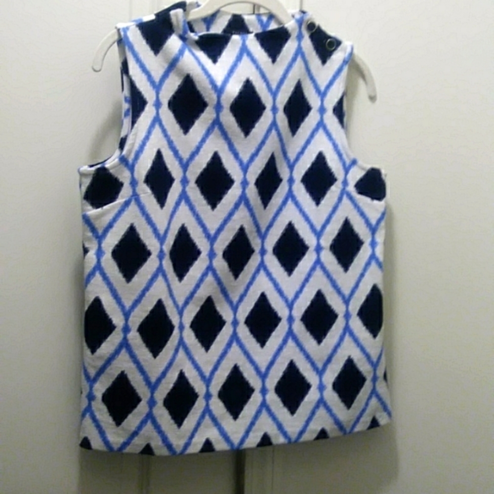 NWT white with blue diamond shell top